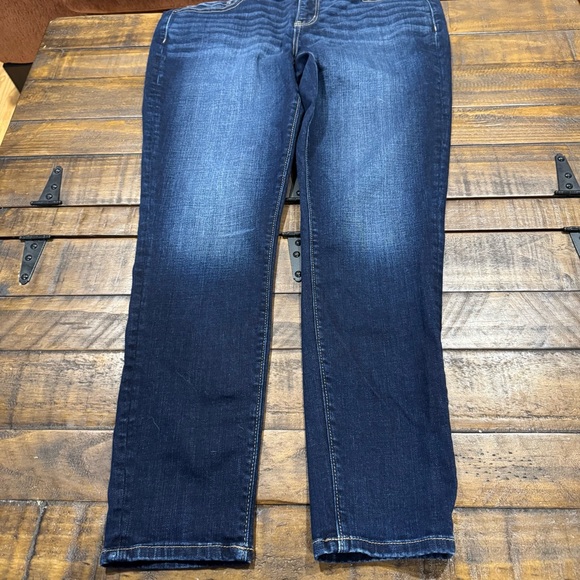 BKE Buckle Victoria Lamont Universal Fit Mid Rise Denim Ankle Skinny Jeans 32 - Picture 5 of 13